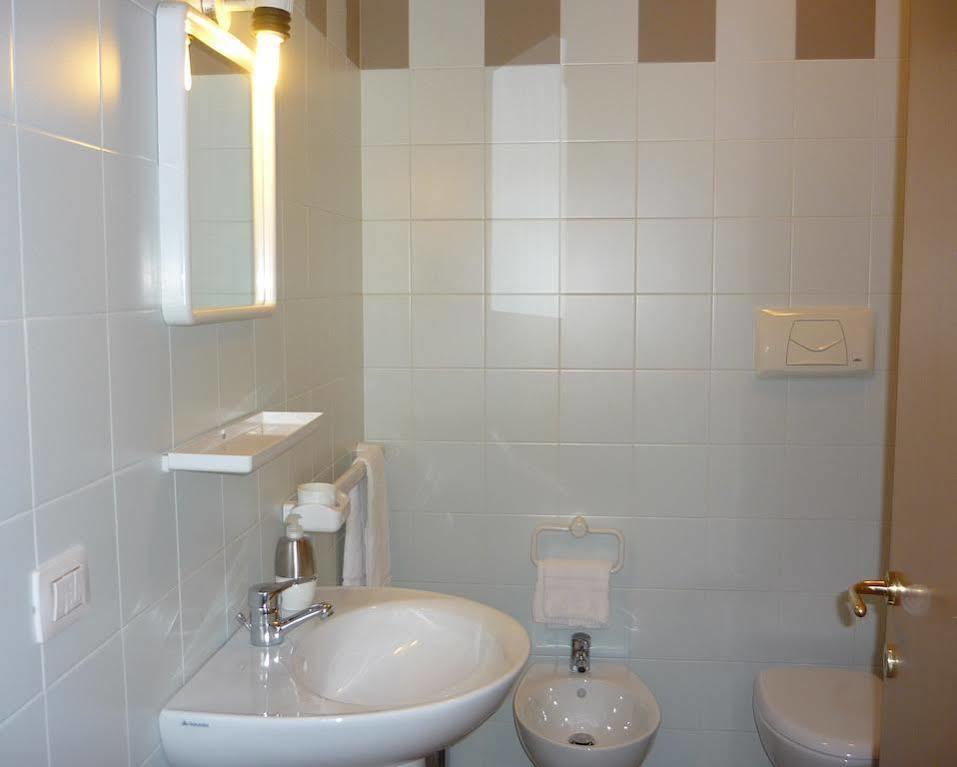 Casa Vacanze Le Terrazze Verona Exteriör bild